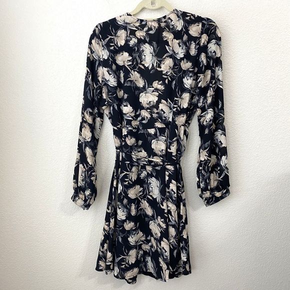 ASTR The Label Dress Womens Large Wrap Floral ADR94244 - Picture 2 of 8
